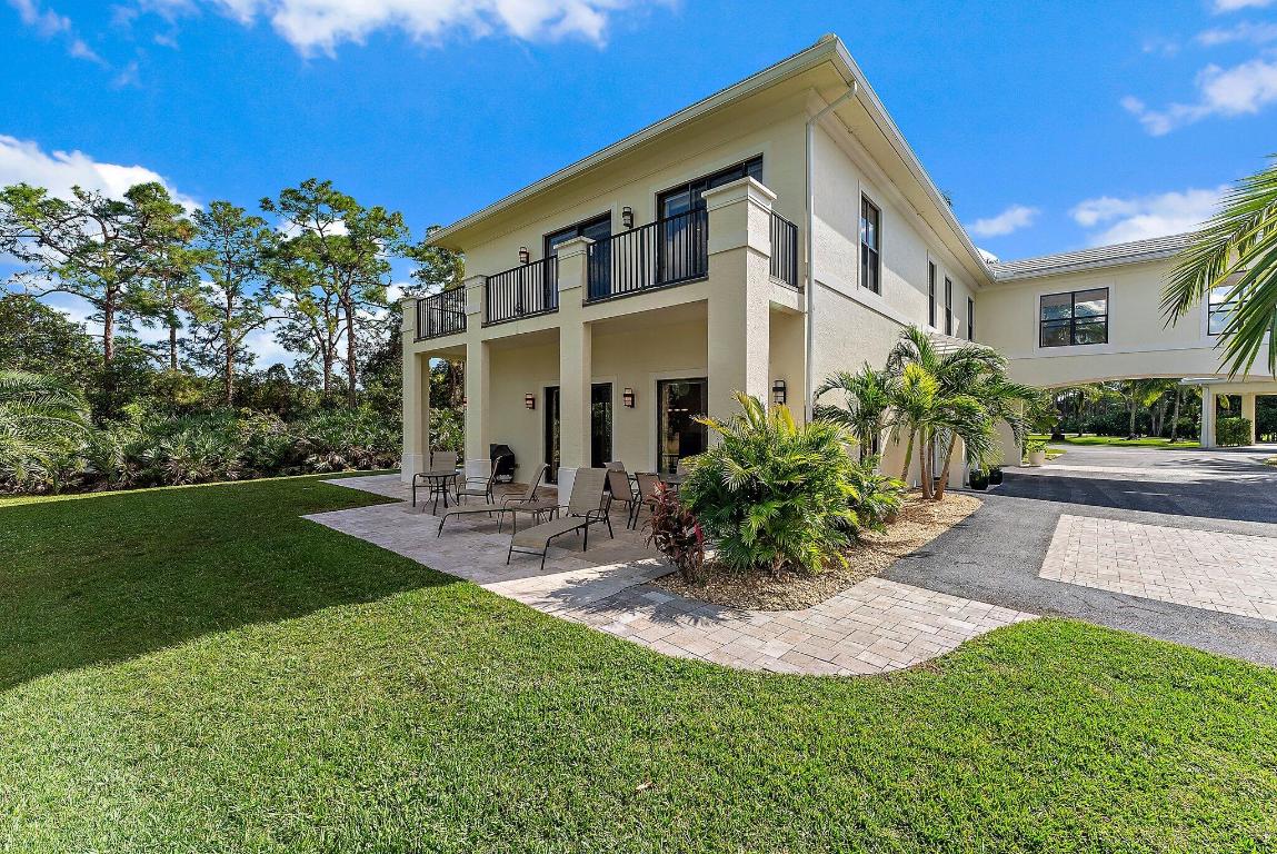 2494 SE Ranch Acres Circle