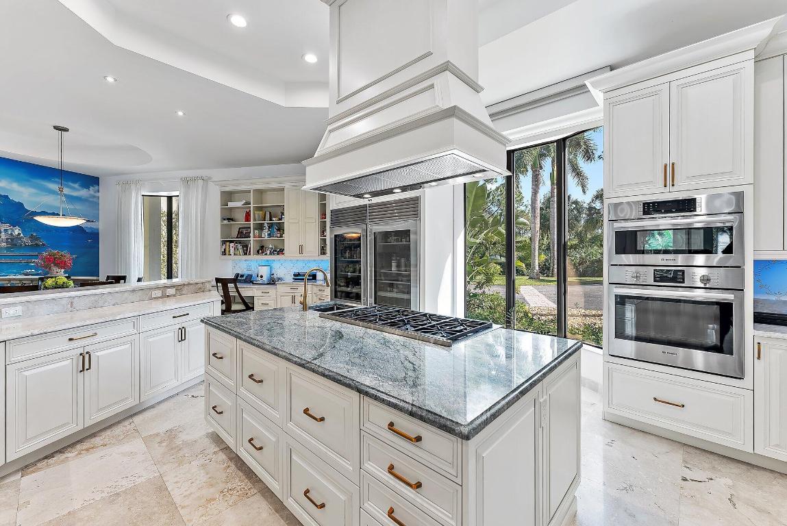 2494 SE Ranch Acres Circle