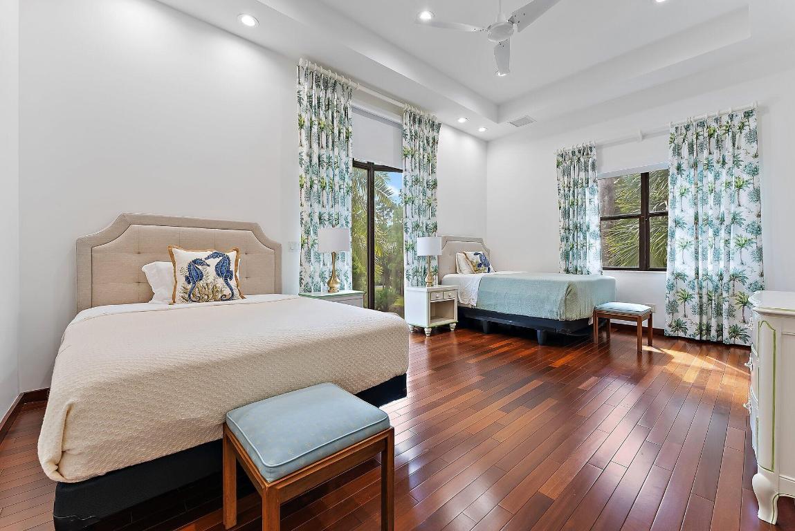 2494 SE Ranch Acres Circle