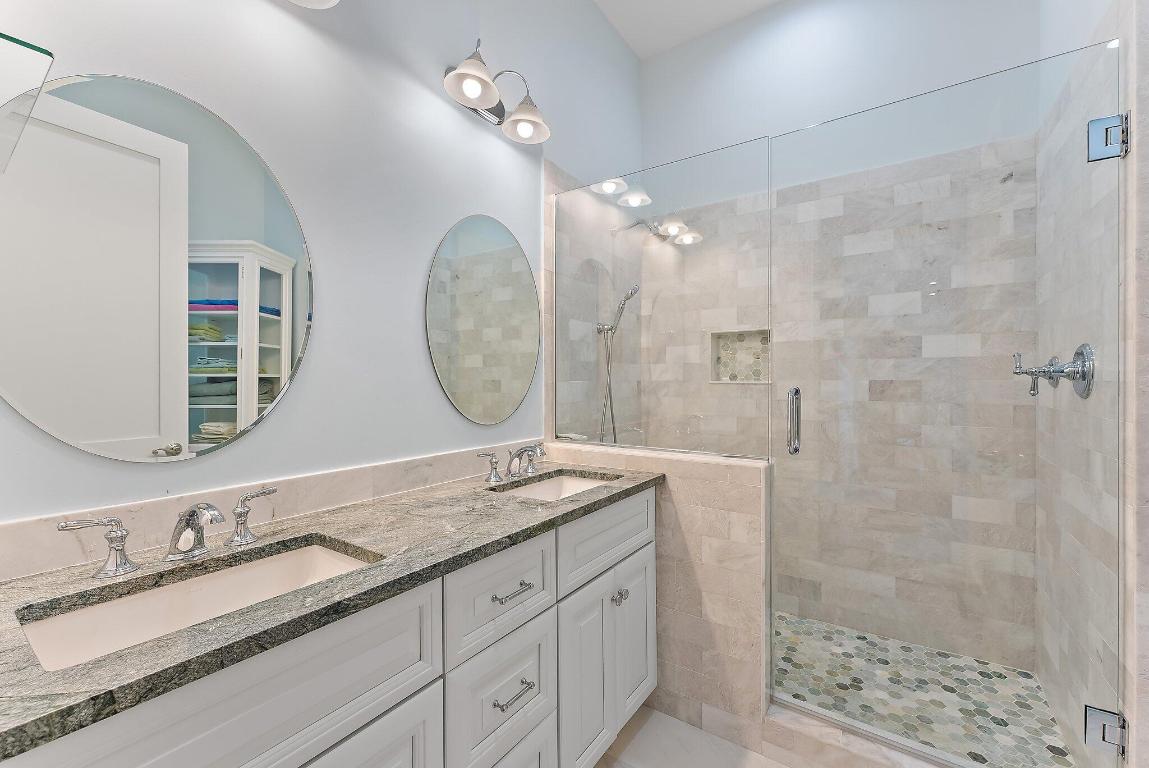 2494 SE Ranch Acres Circle