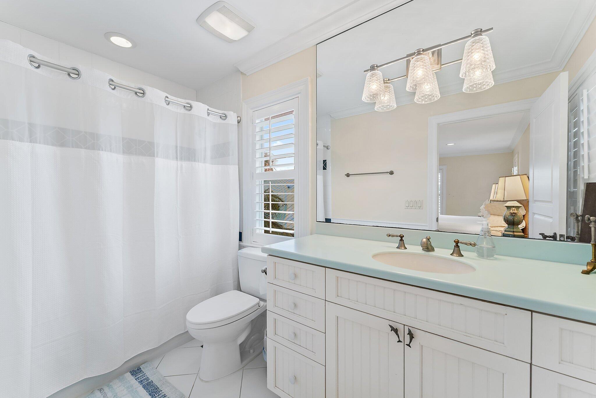 2414 Bay Village Court