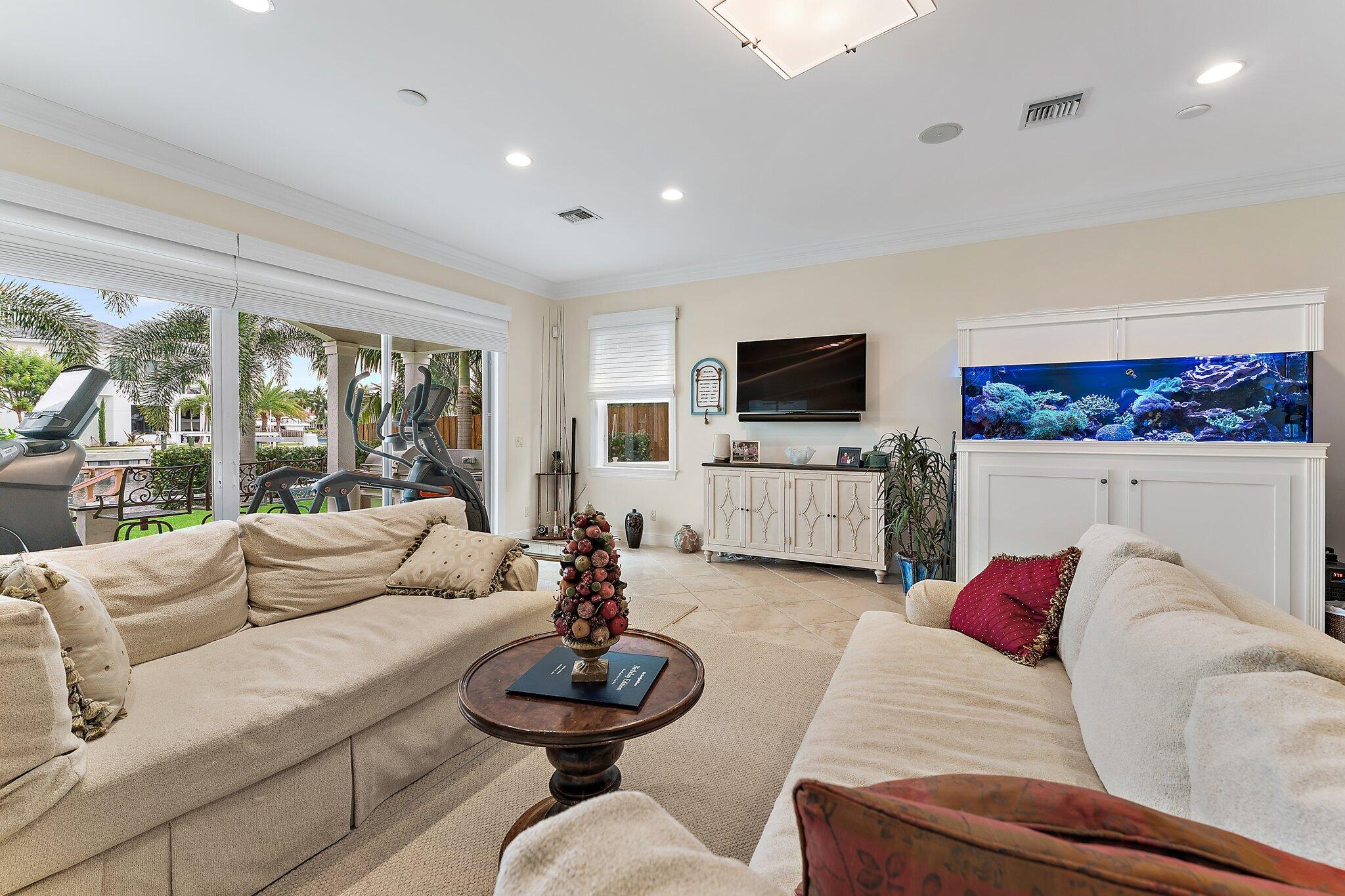 2414 Bay Village Court