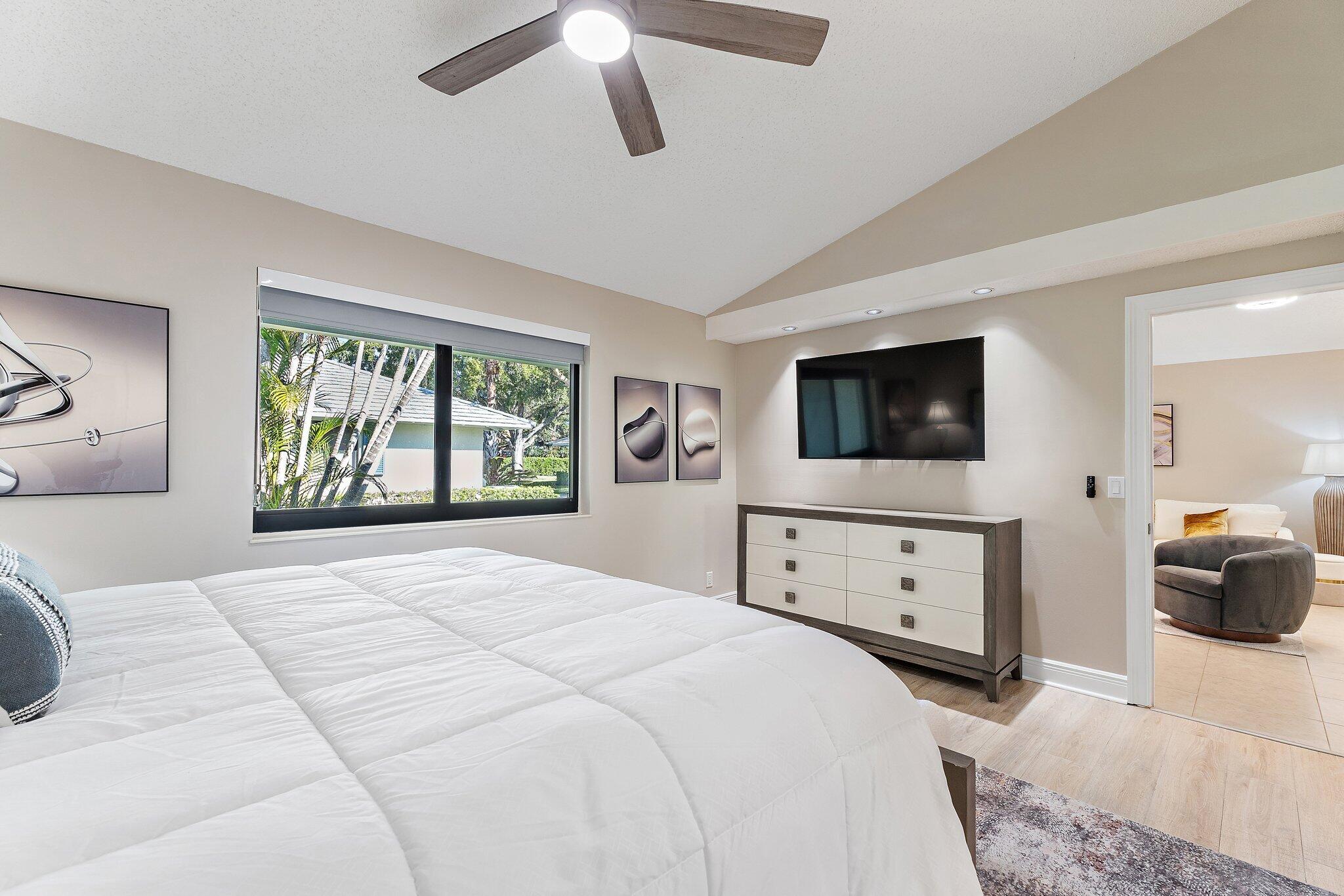 212 Club Drive