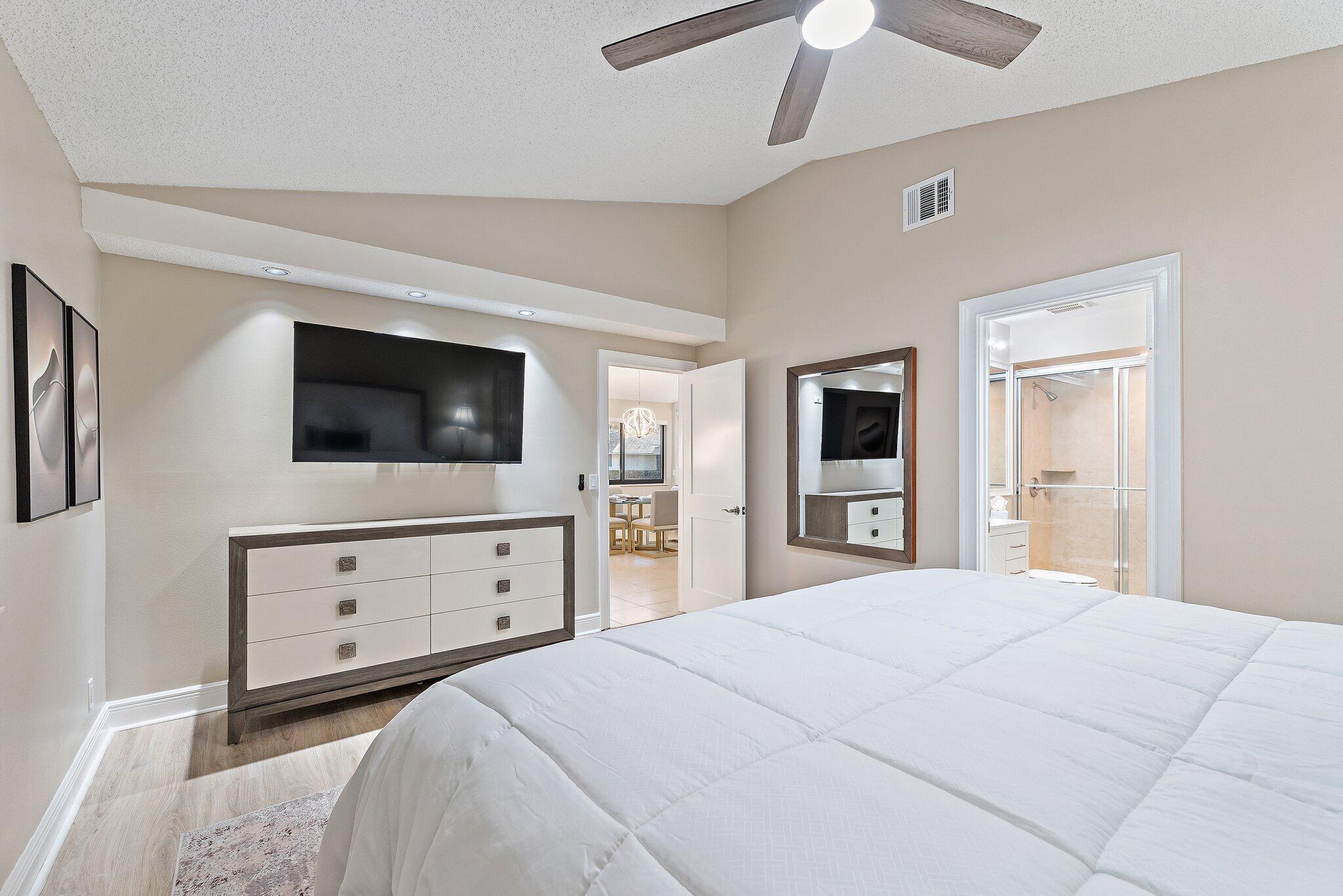 212 Club Drive