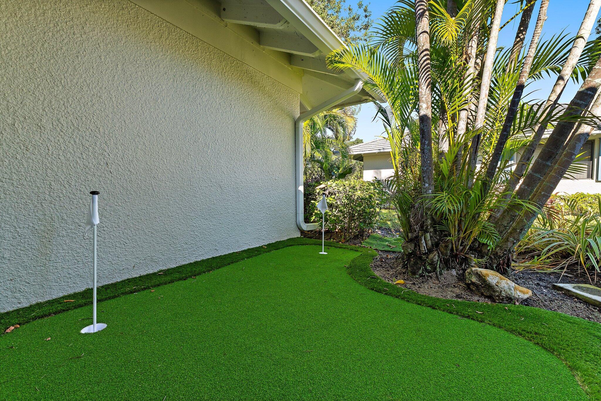 212 Club Drive