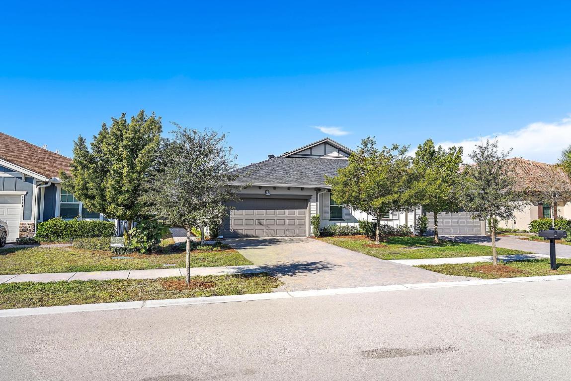 1283 Tangled Orchard Trace, Loxahatchee