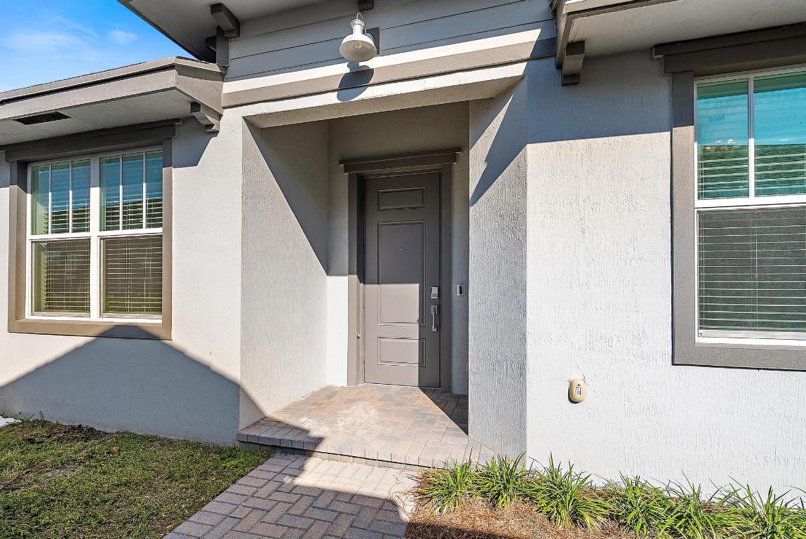 1283 Tangled Orchard Trace, Loxahatchee