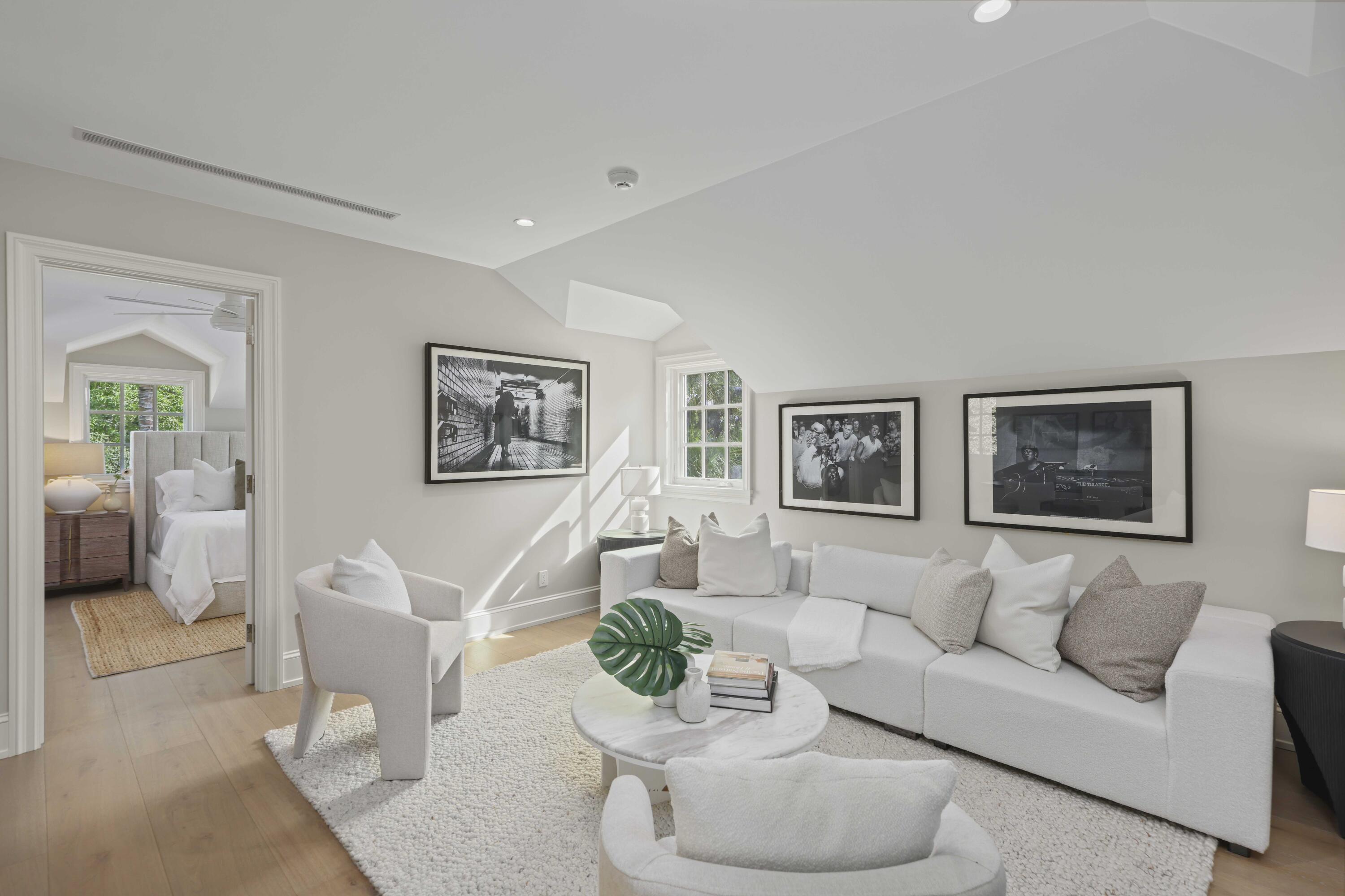 433 Antigua Lane