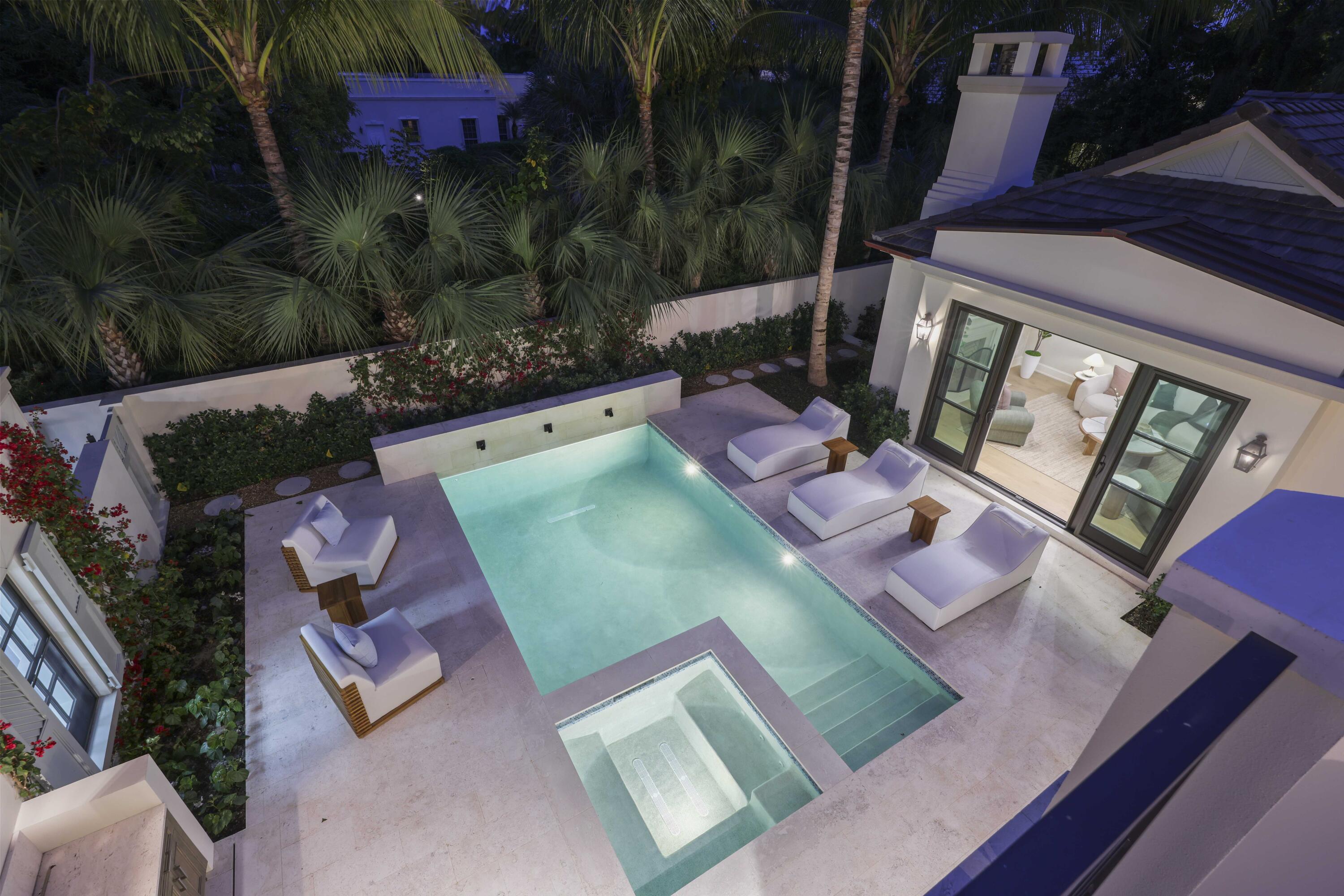 433 Antigua Lane