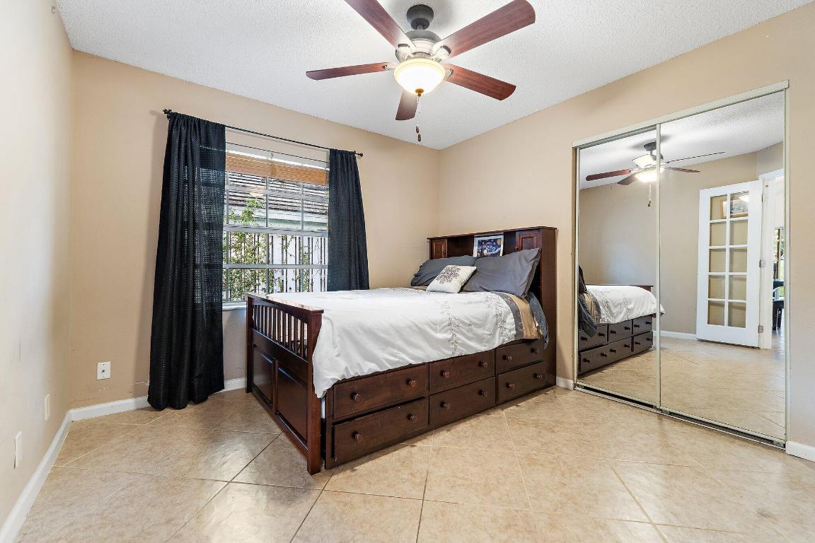 11 Admirals Court, Palm Beach Gardens