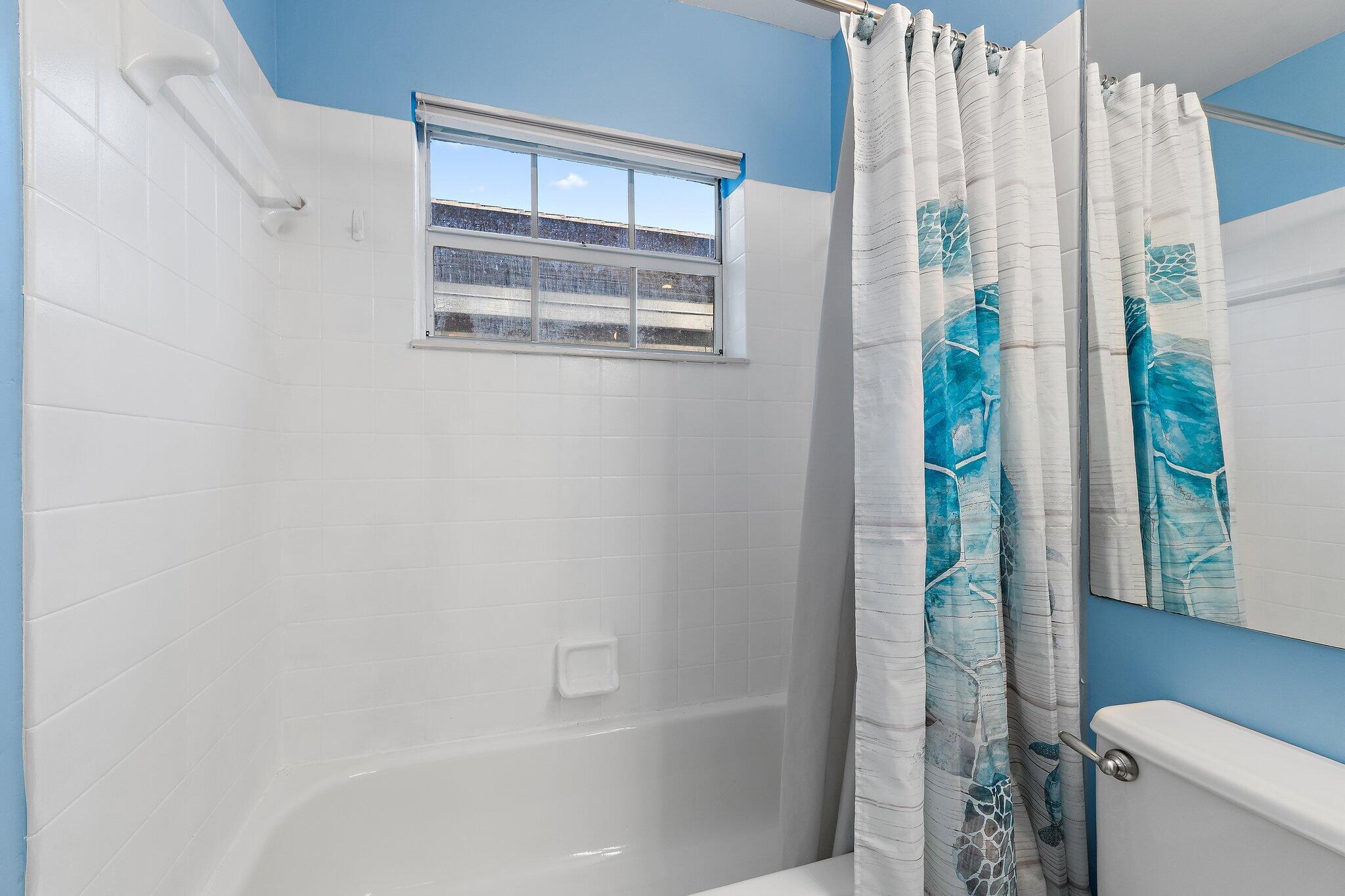 11 Admirals Court, Palm Beach Gardens