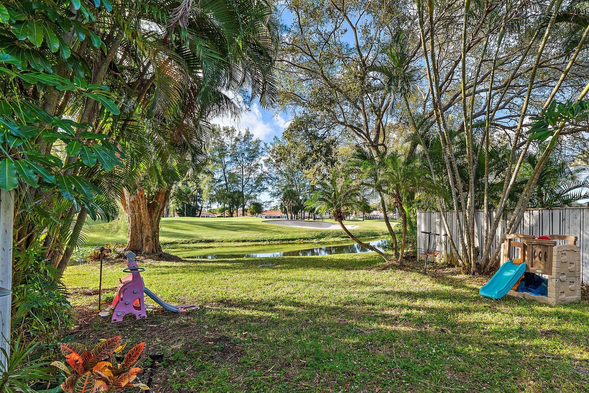 11 Admirals Court, Palm Beach Gardens