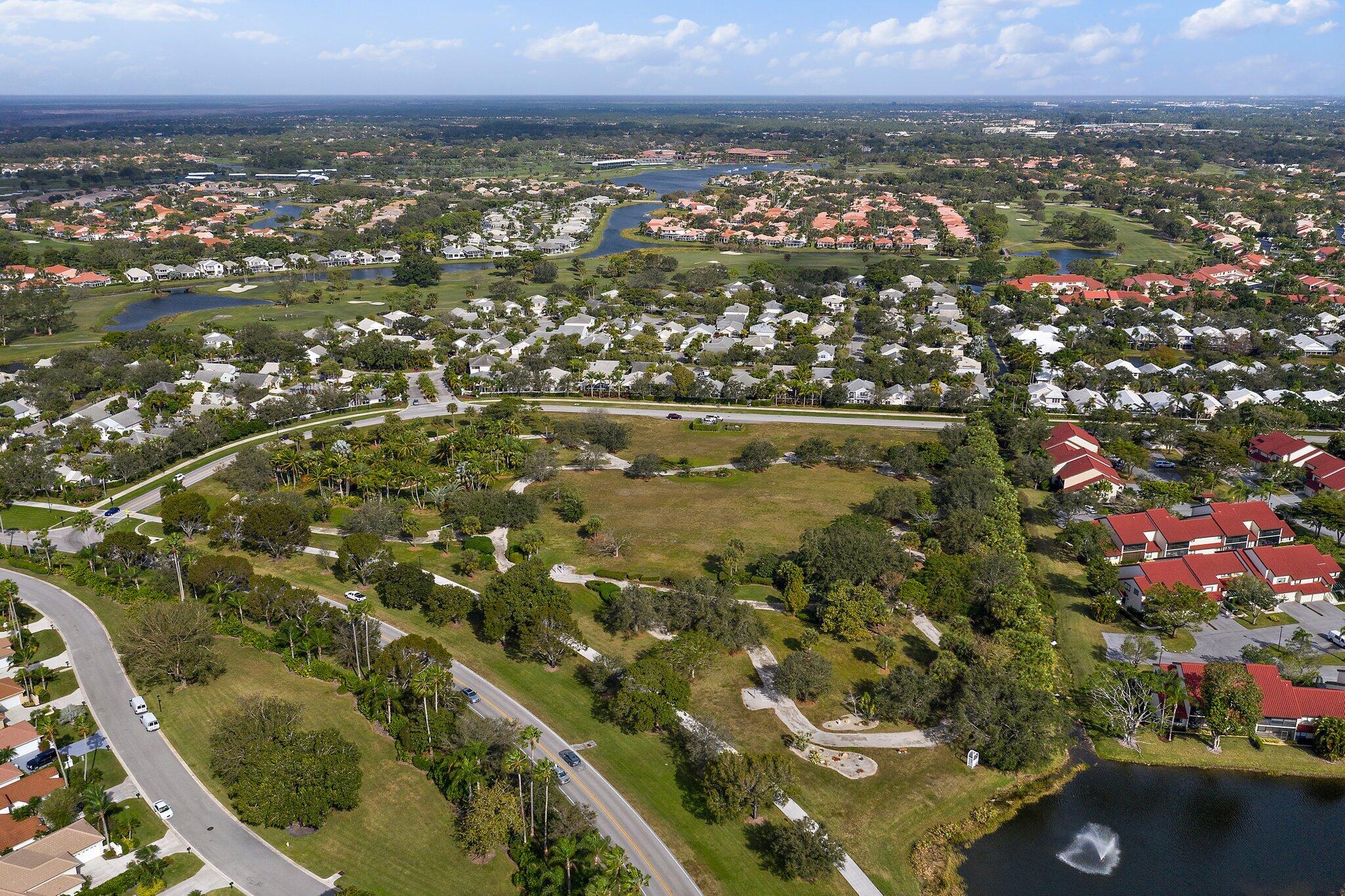 11 Admirals Court, Palm Beach Gardens