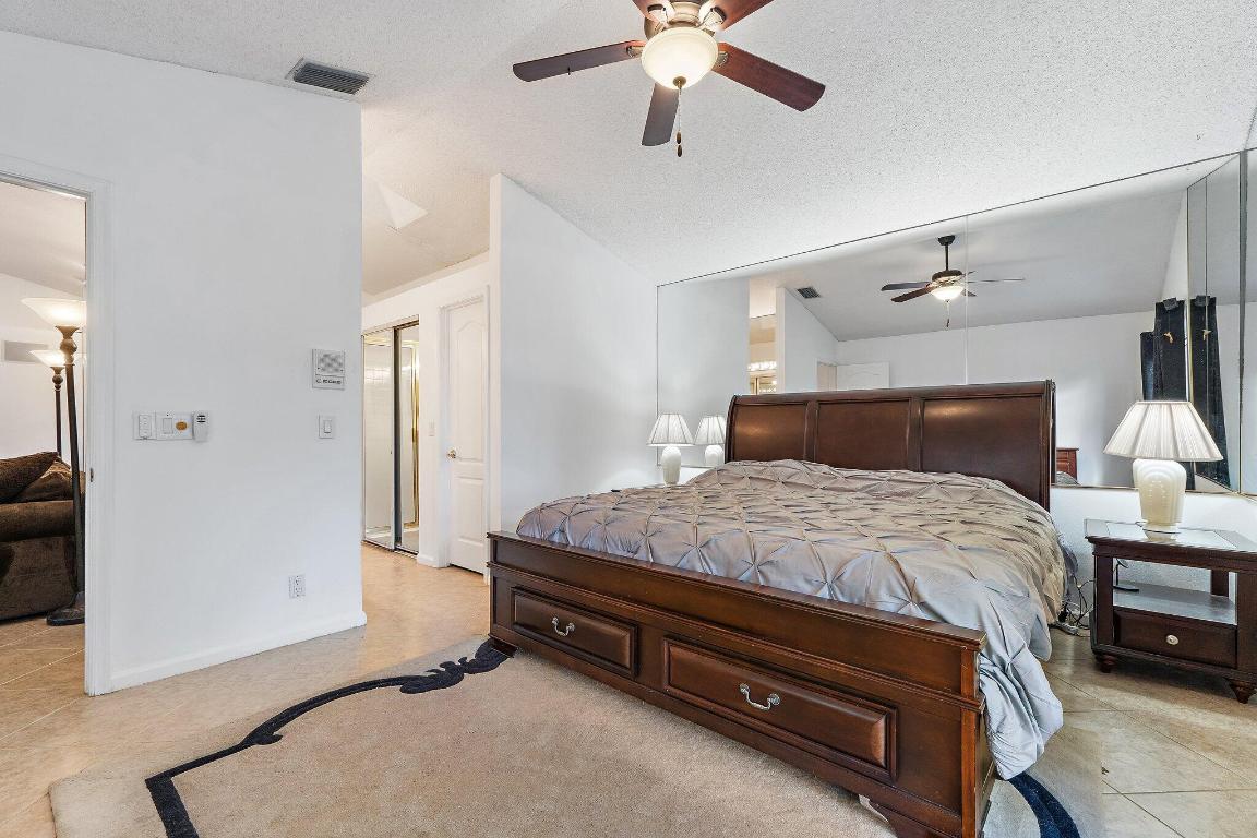 11 Admirals Court, Palm Beach Gardens