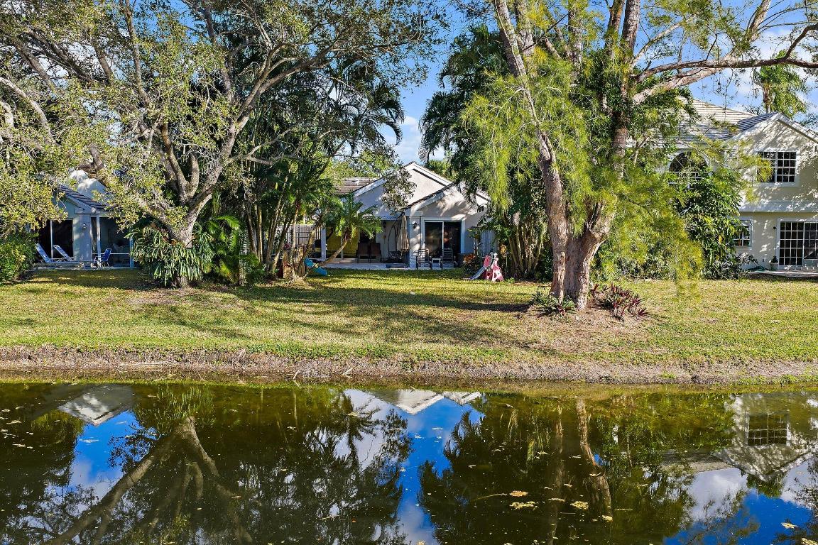 11 Admirals Court, Palm Beach Gardens