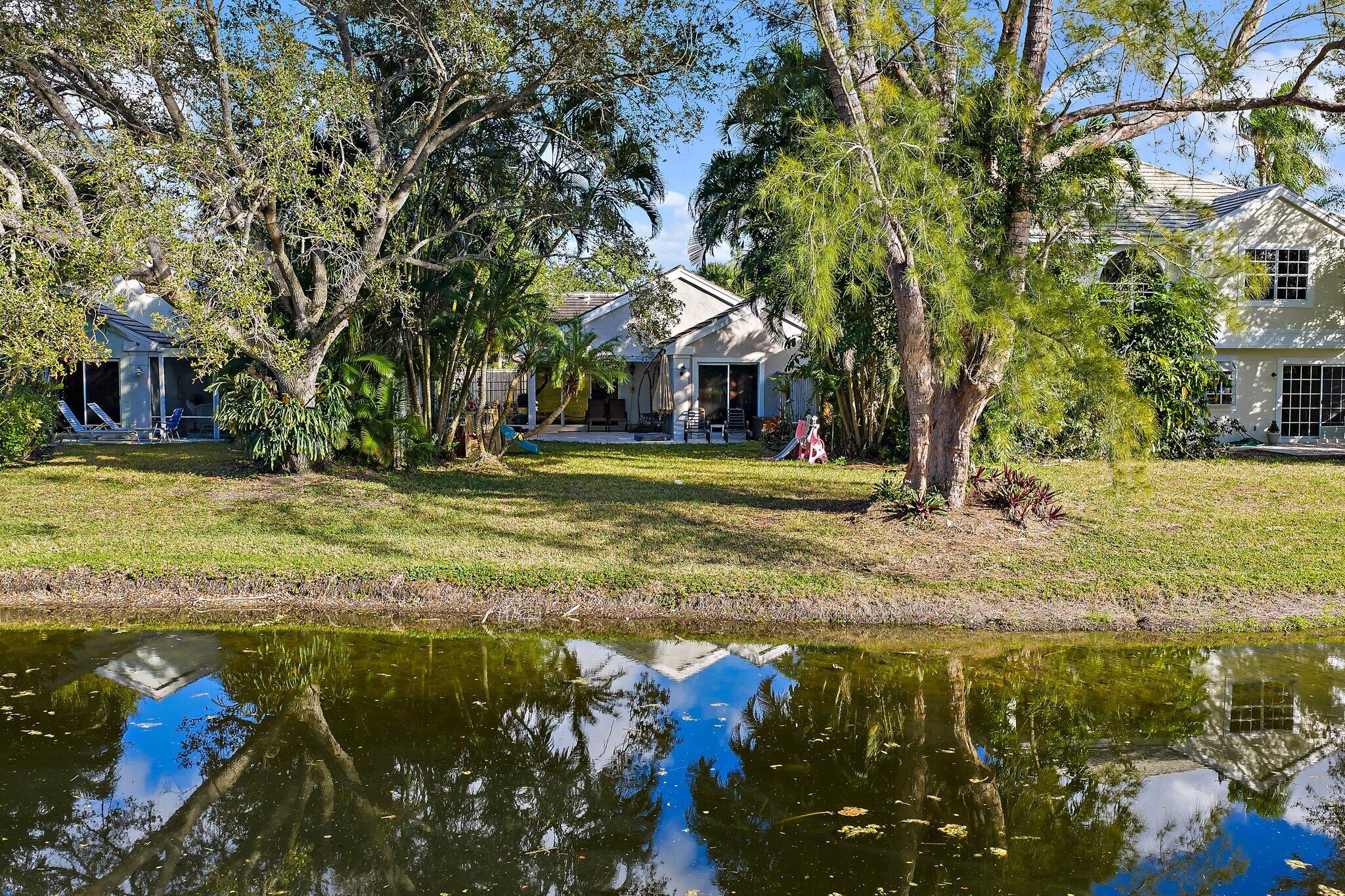 11 Admirals Court, Palm Beach Gardens