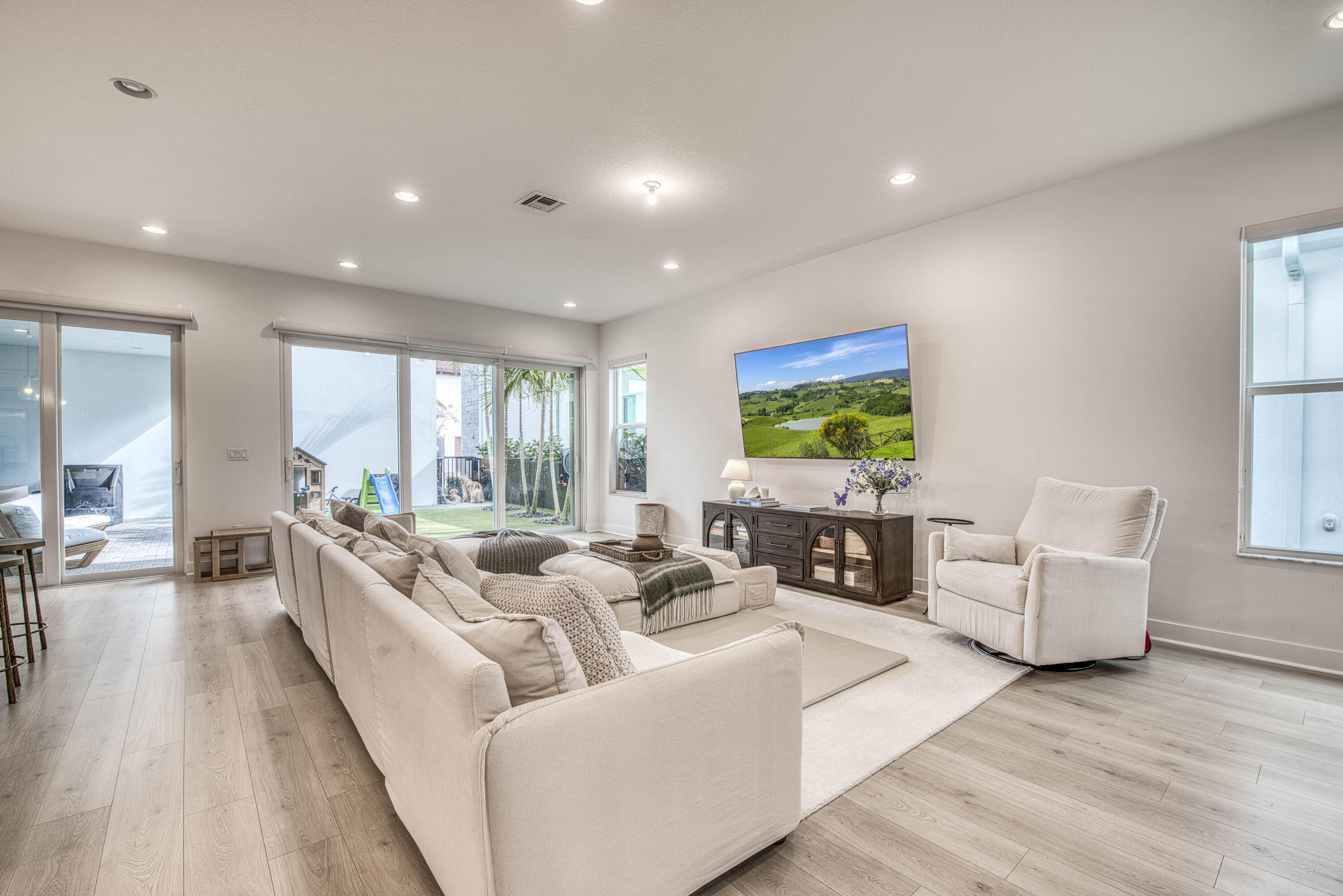 13104 Alton Road