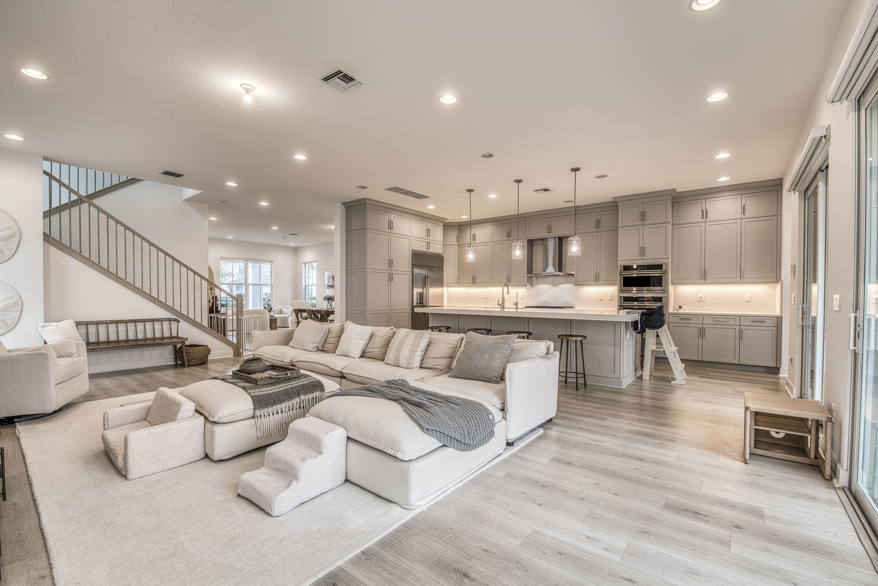 13104 Alton Road