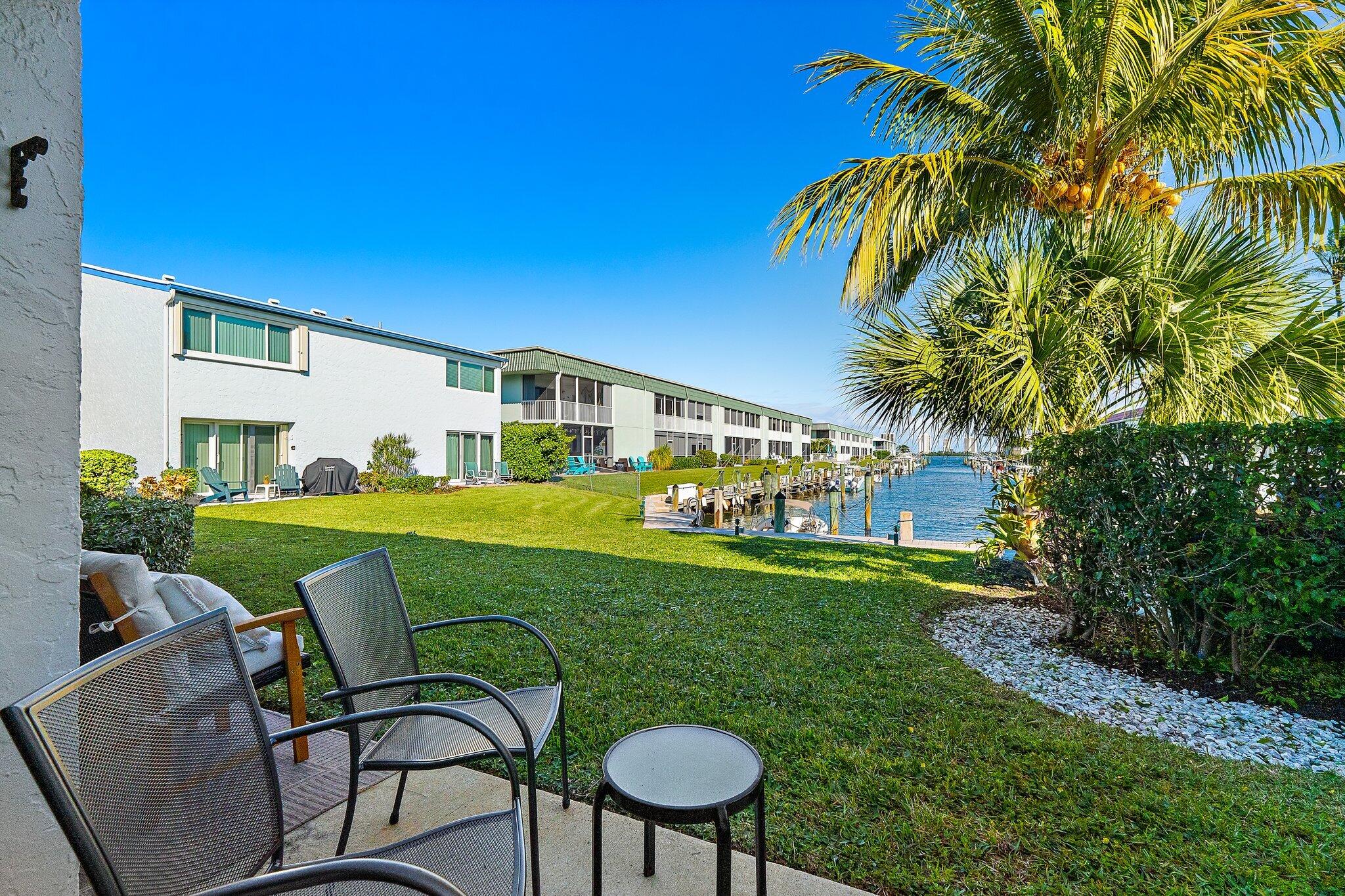 118 Castlewood Drive 123