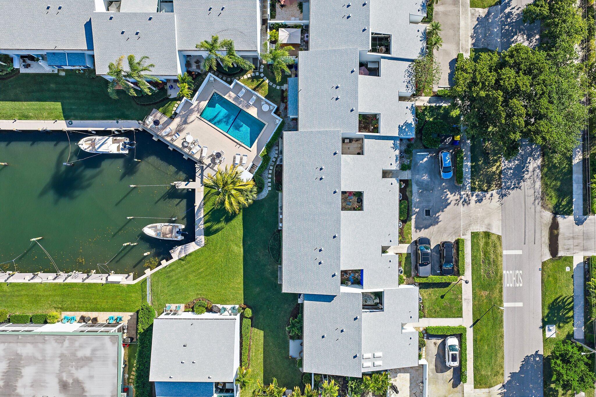 118 Castlewood Drive 123