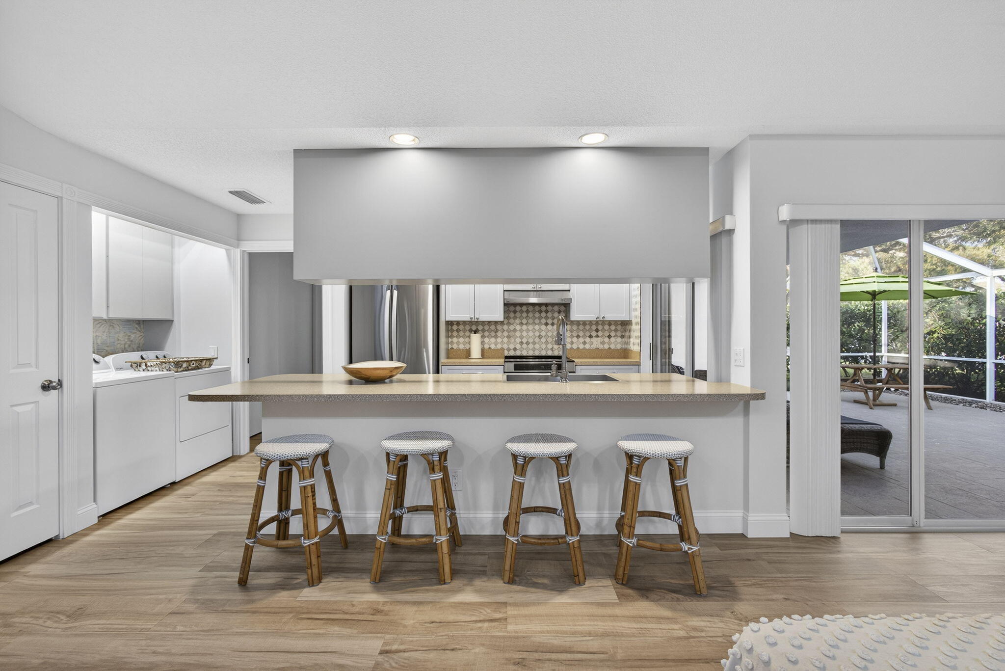 7502 Geminata Oak Court