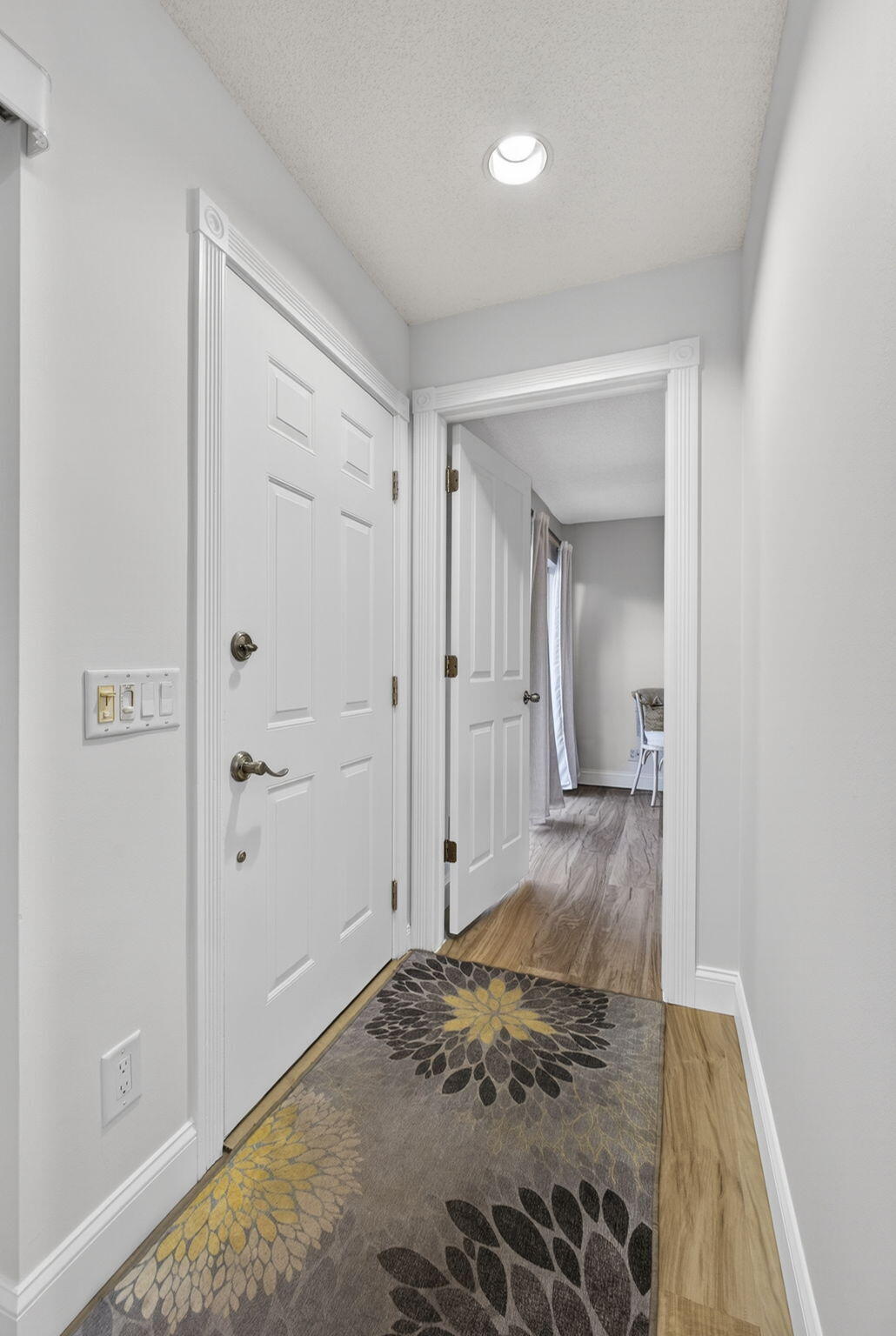 7502 Geminata Oak Court