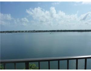 130 Lakeshore Drive 723