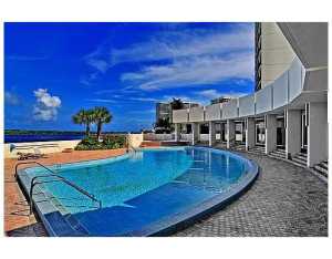 130 Lakeshore Drive 723