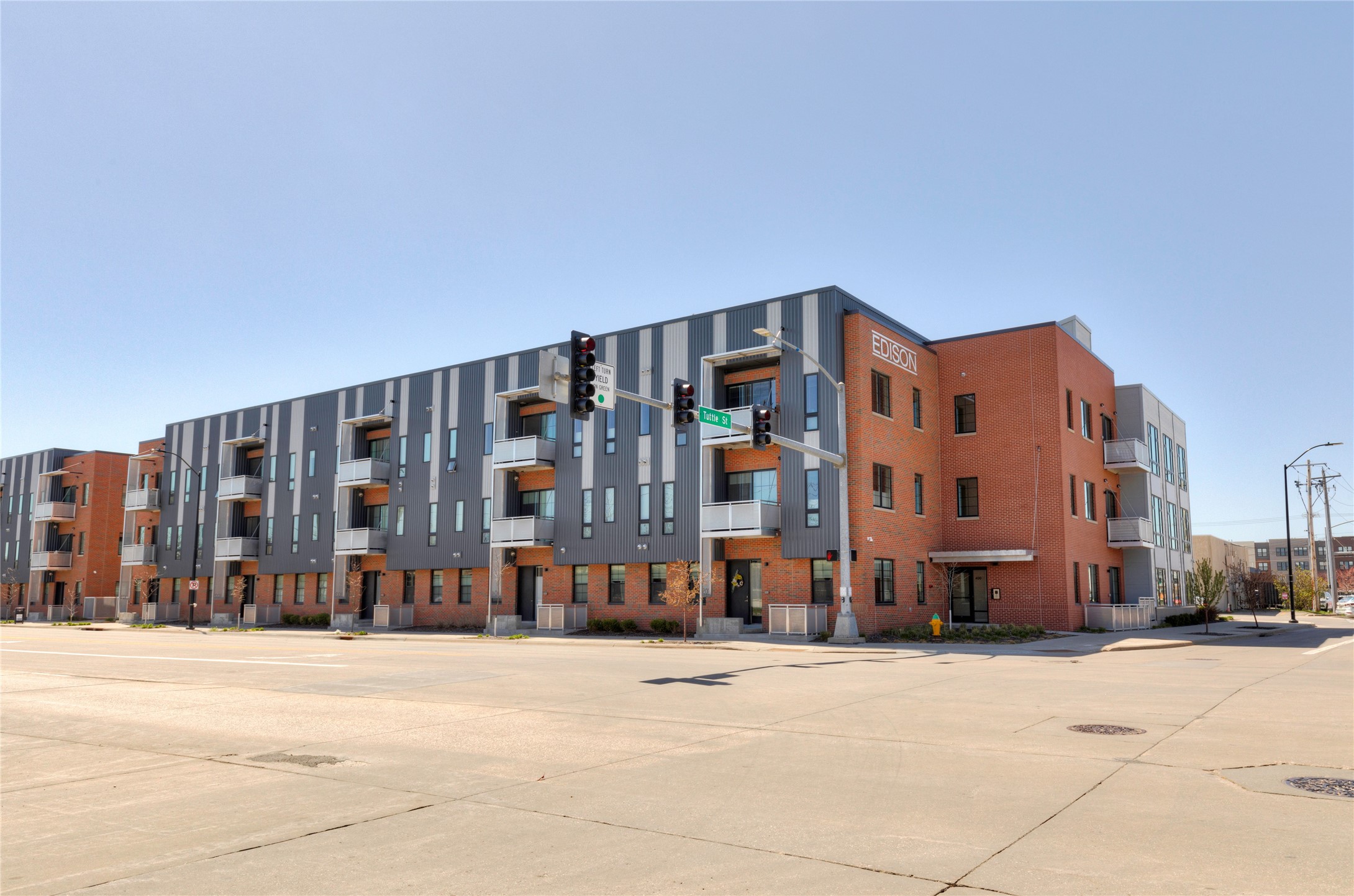 400 SW 7th Street 303