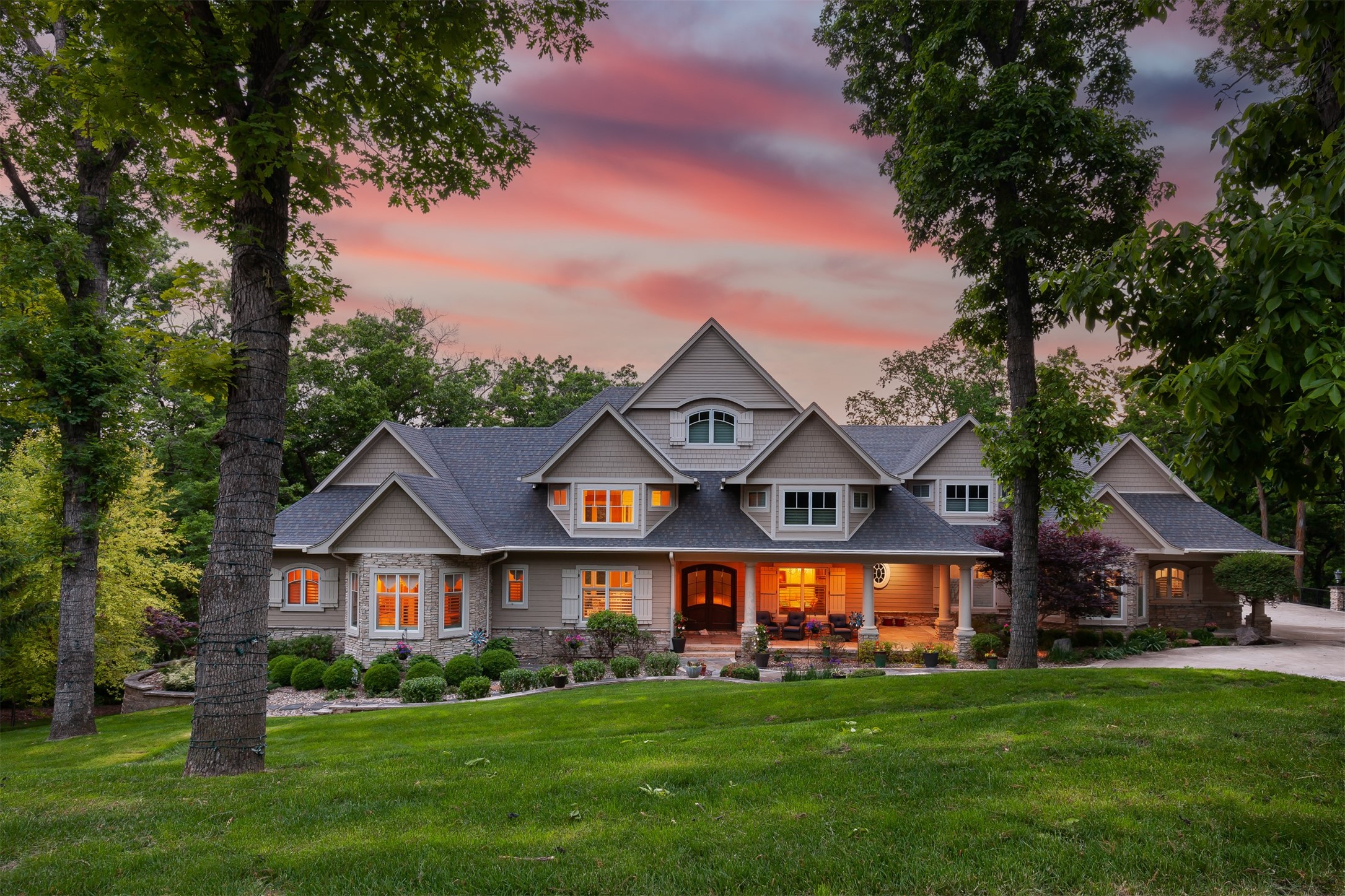 12993 Oak Brook Drive