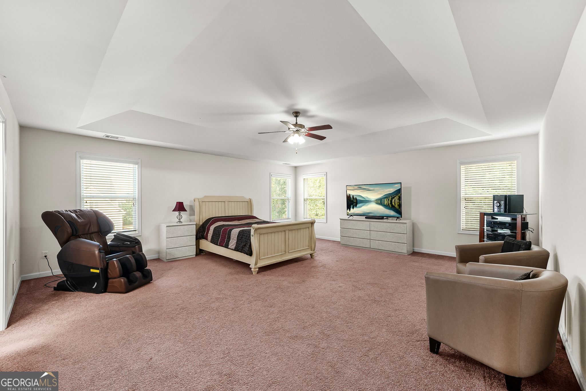 19 Laurelcrest Ln
