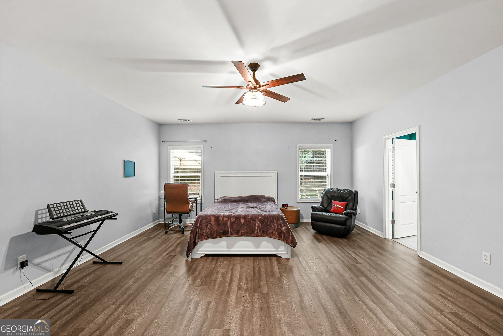 19 Laurelcrest Ln