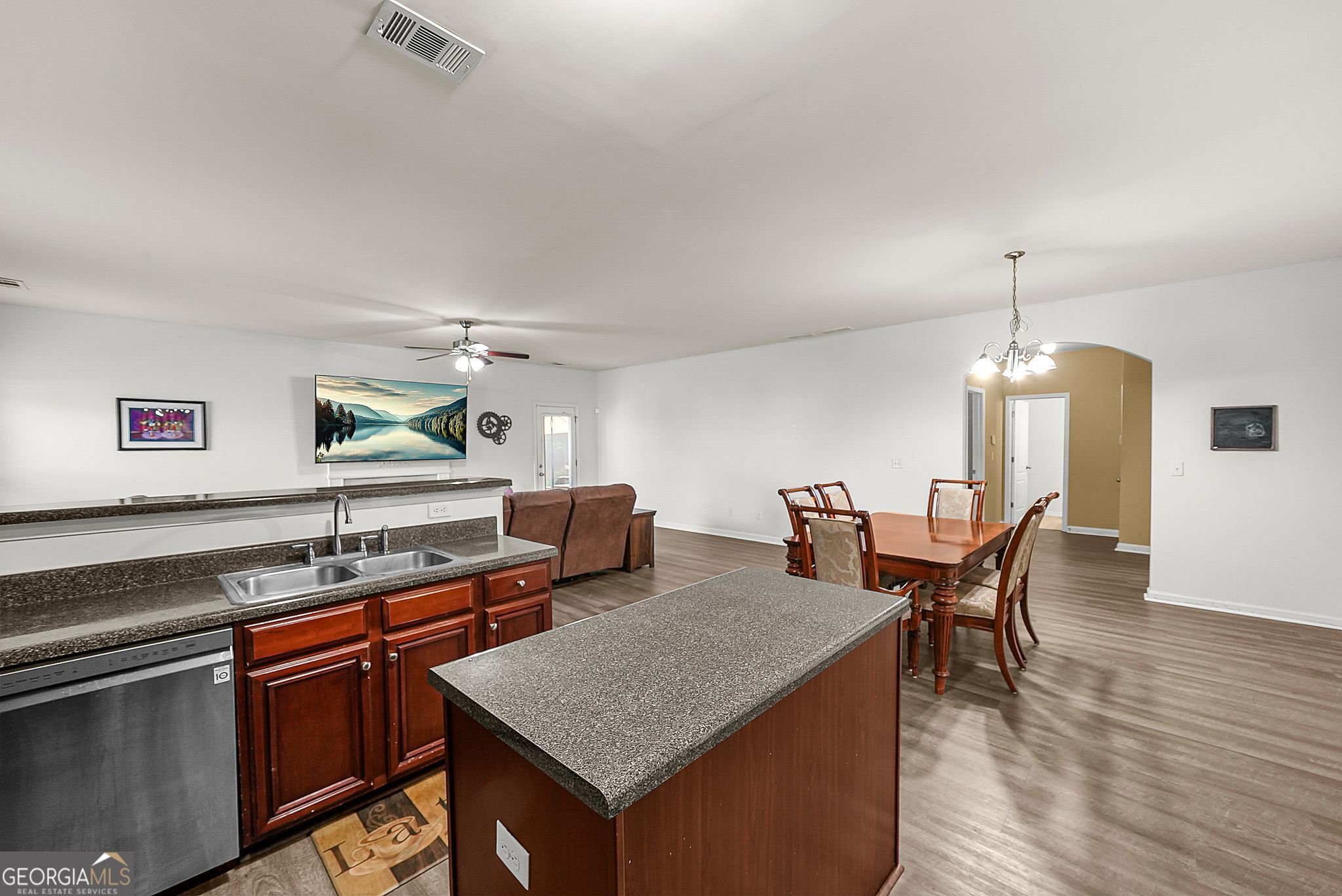 19 Laurelcrest Ln