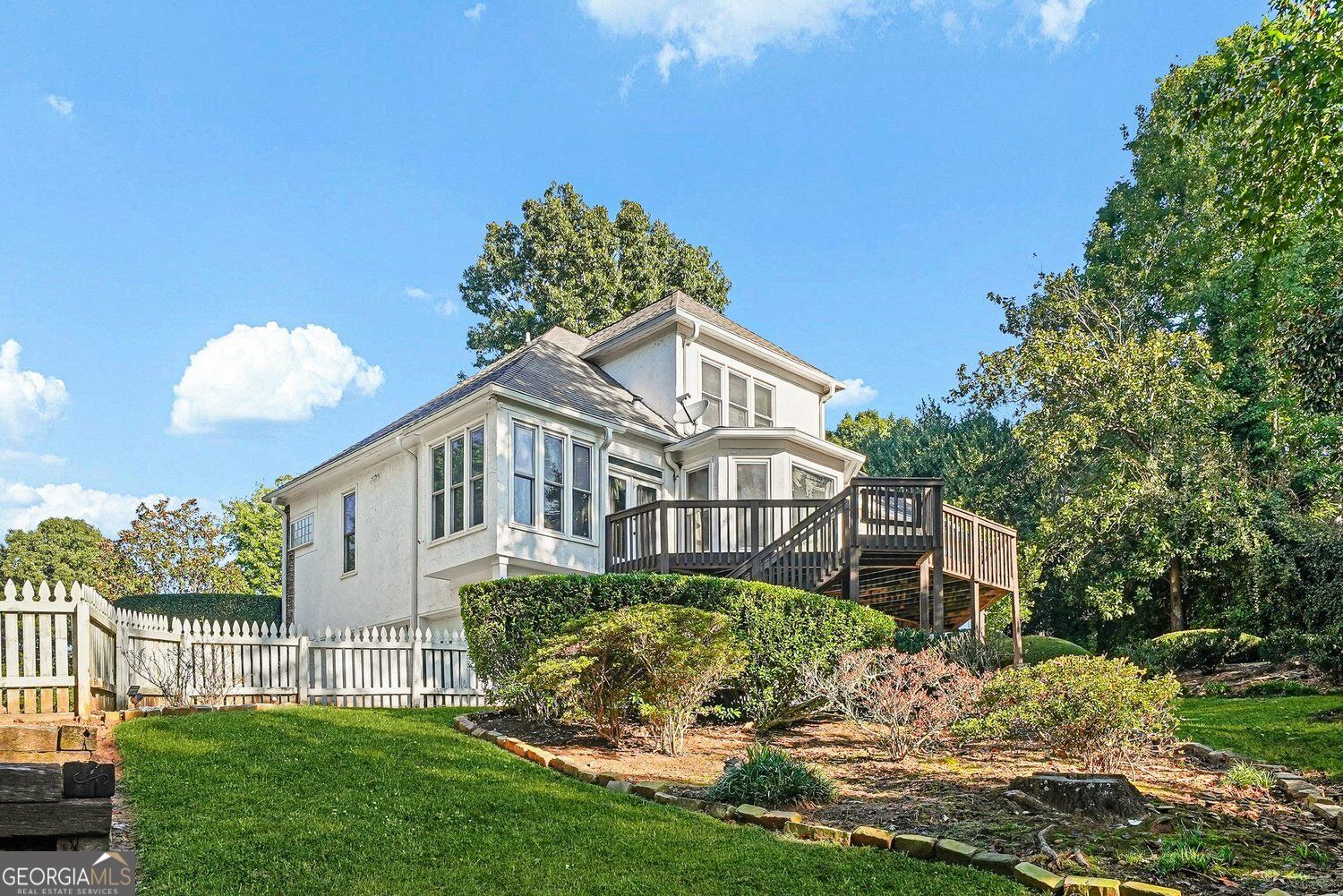 221 Hawick Lane