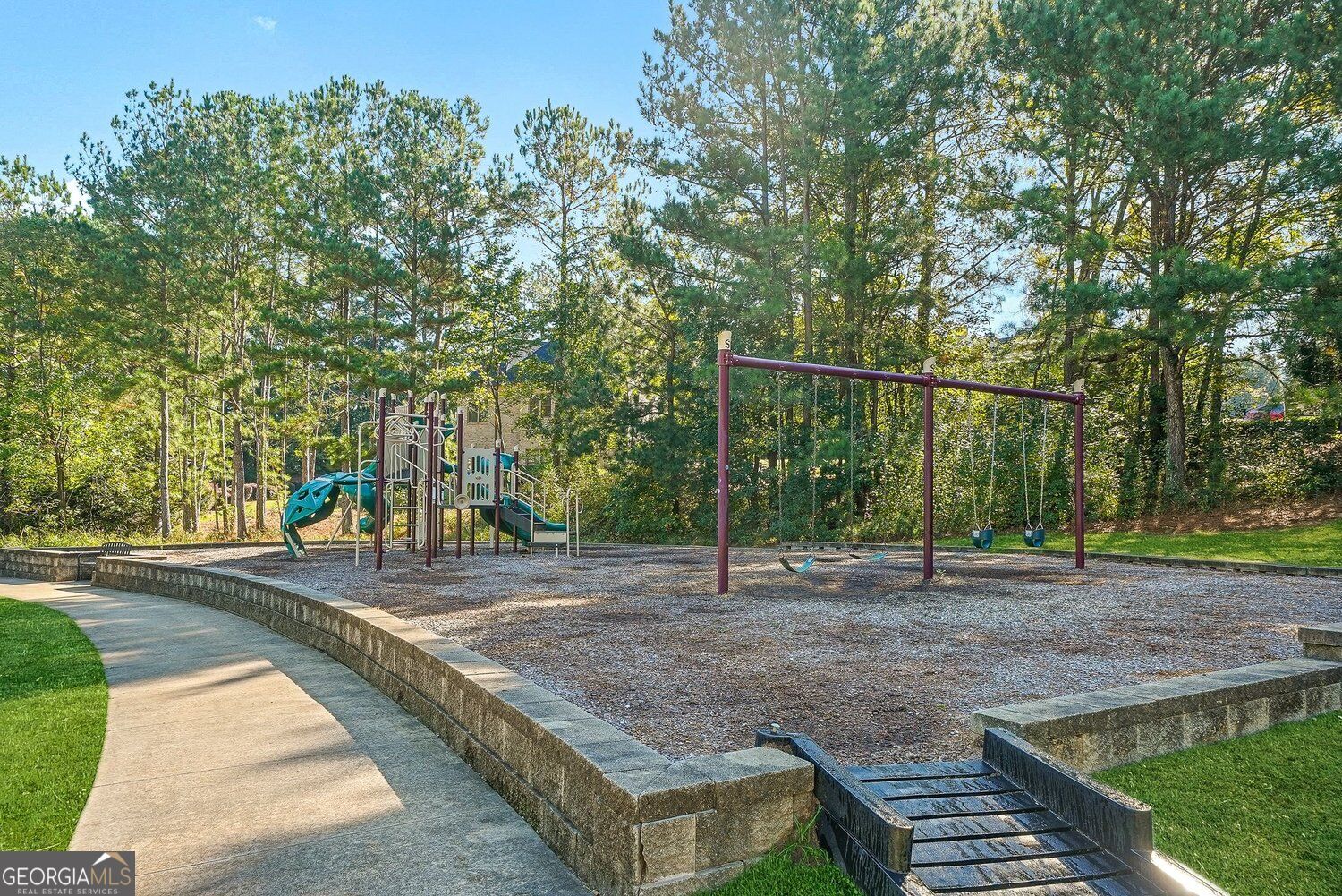 221 Hawick Lane