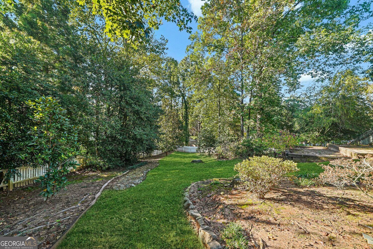221 Hawick Lane