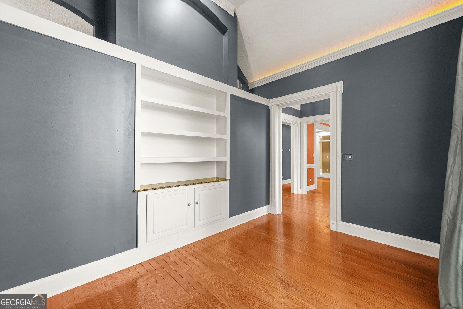 221 Hawick Lane