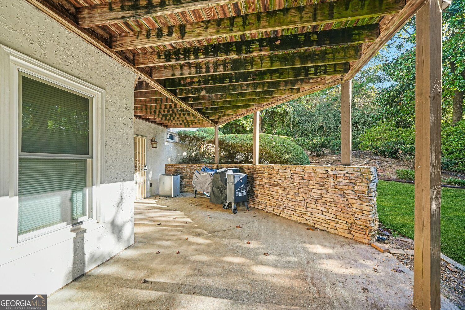 221 Hawick Lane
