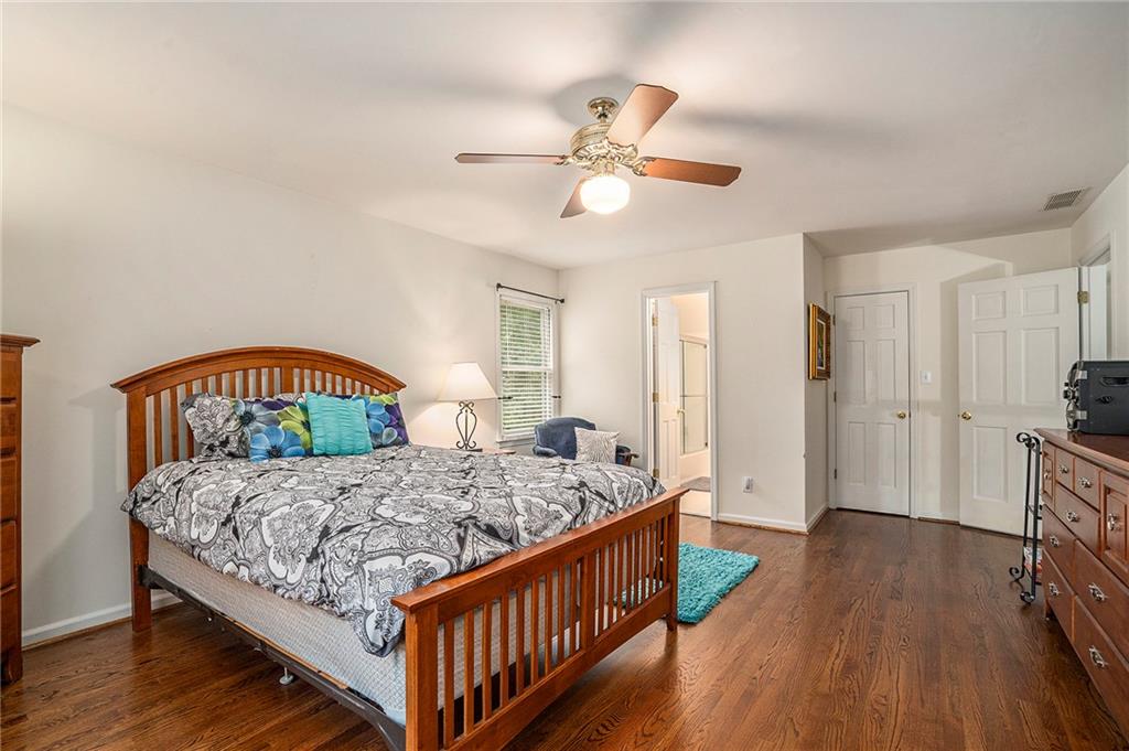 4743 Waverly Walk