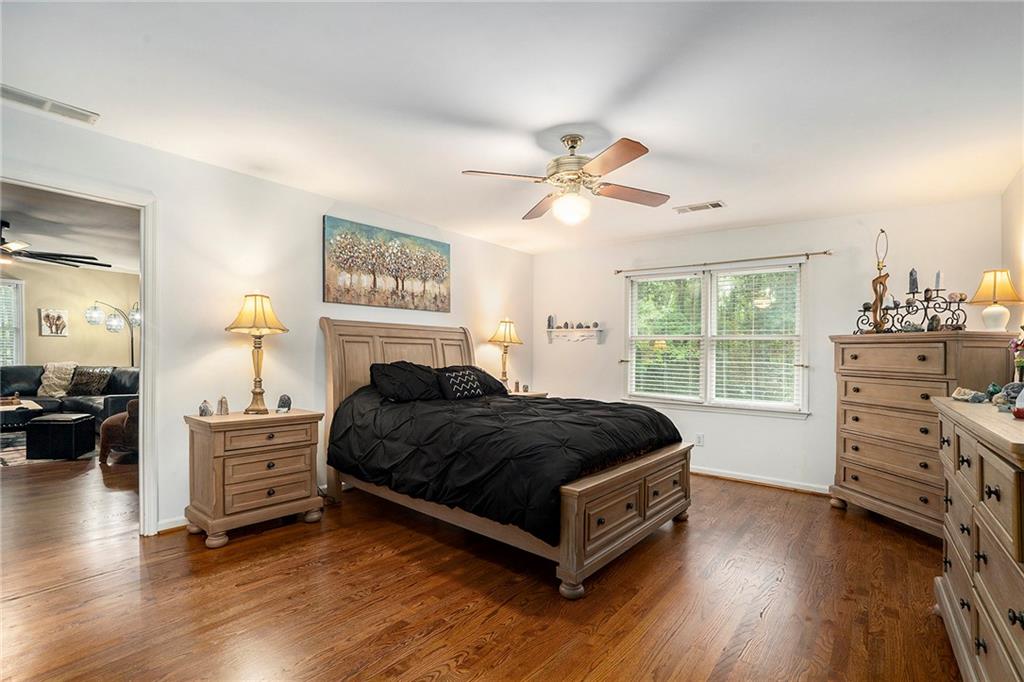 4743 Waverly Walk