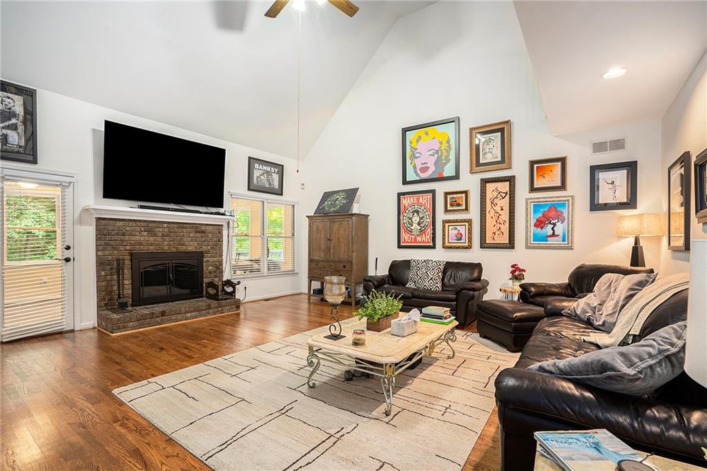4743 Waverly Walk