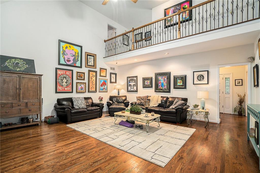 4743 Waverly Walk