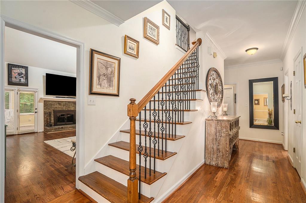 4743 Waverly Walk