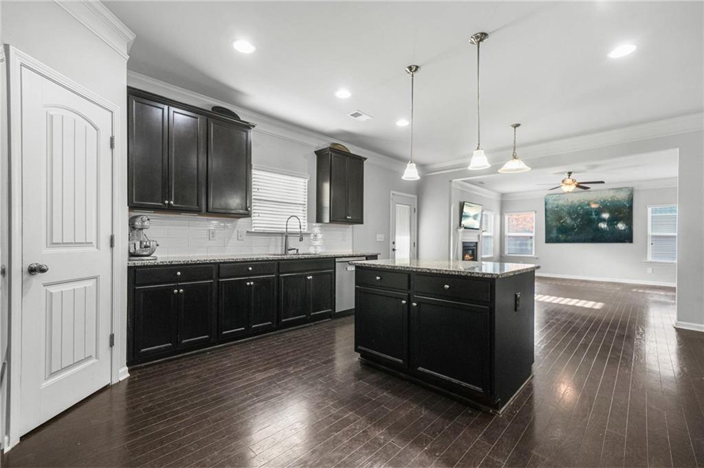 200 Cherokee Reserve Cir