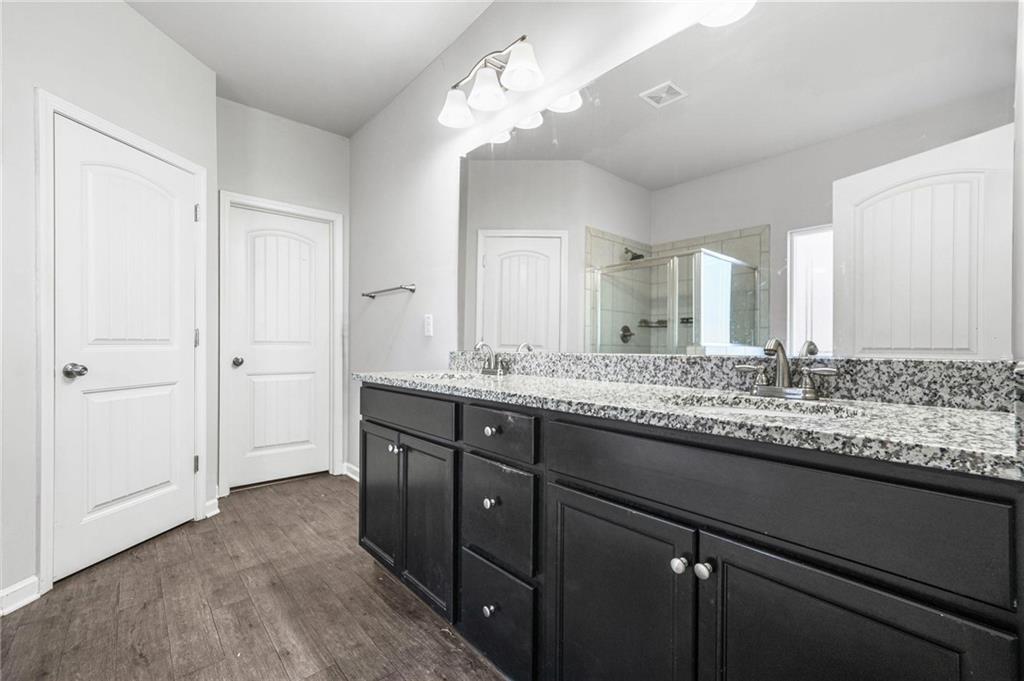 200 Cherokee Reserve Cir