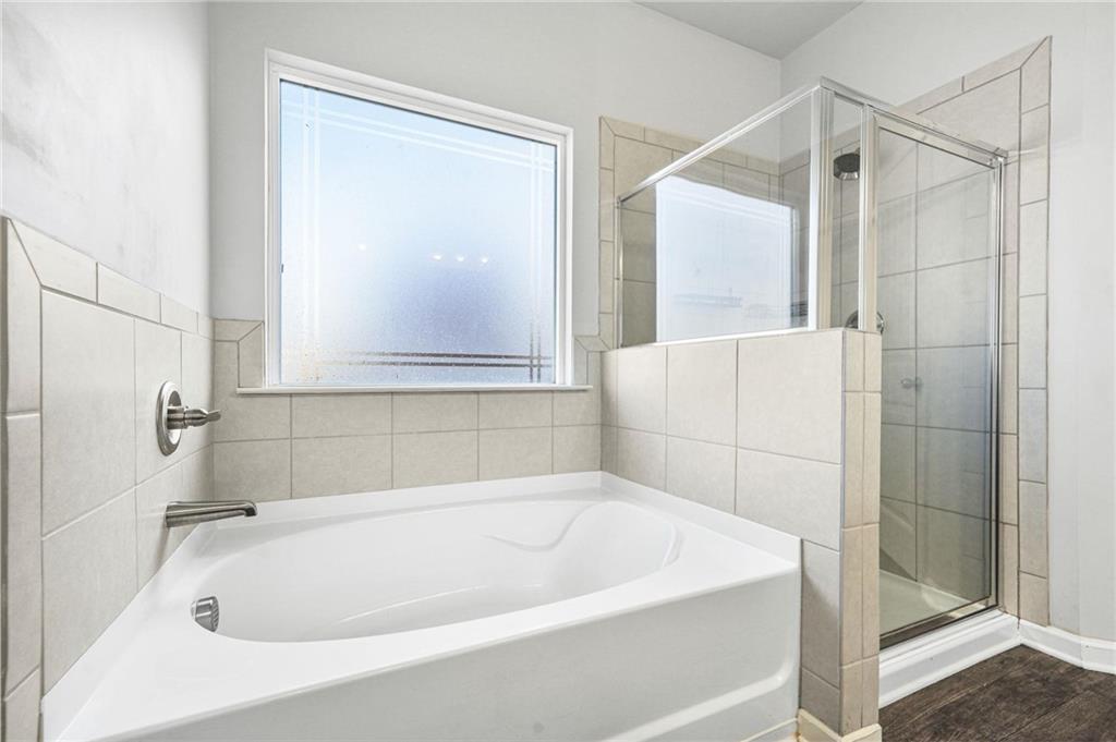 200 Cherokee Reserve Cir