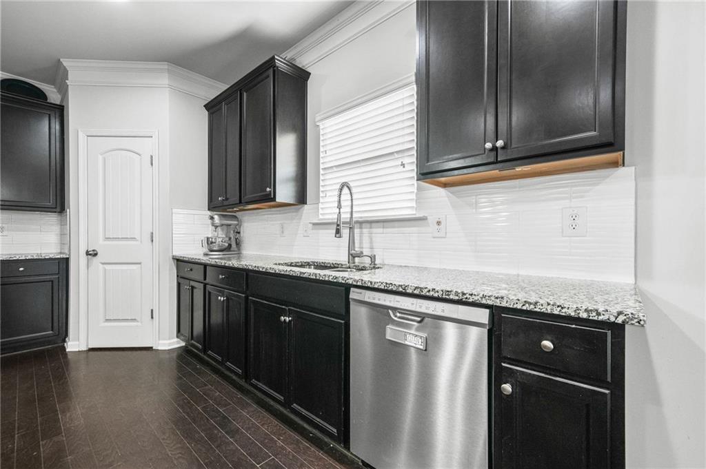 200 Cherokee Reserve Cir