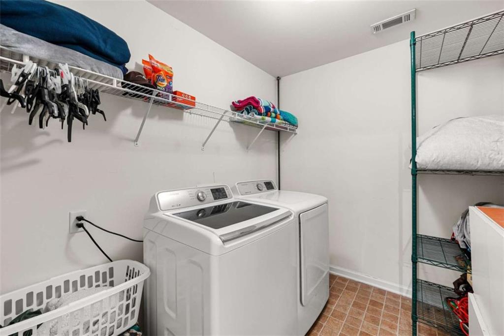 19 Laurelcrest Ln