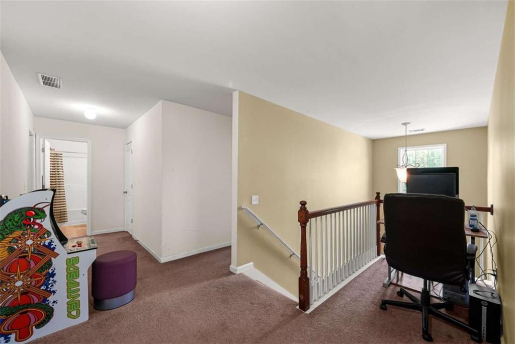 19 Laurelcrest Ln