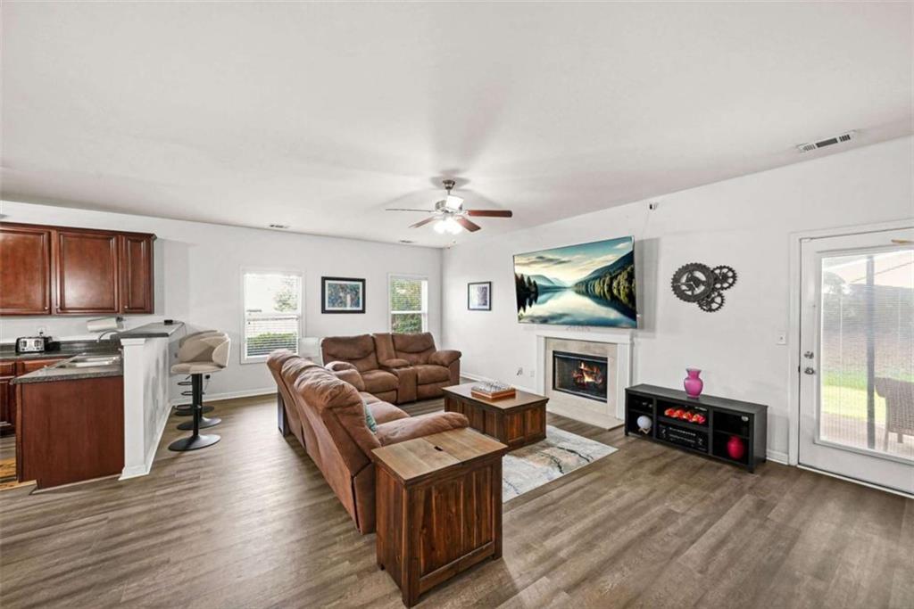 19 Laurelcrest Ln